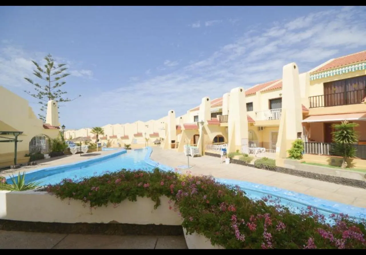 Costa Adeje - 2 Bedroom Large Duplex Apartment With Double Terrace  アデヘ